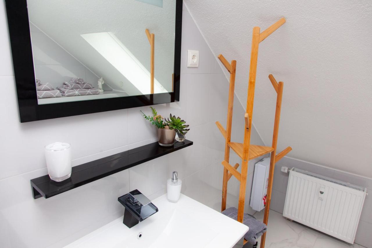 T&K Apartments Near Messe Fair Trade Duesseldorf Und Airport 3A Дуйсбург Экстерьер фото